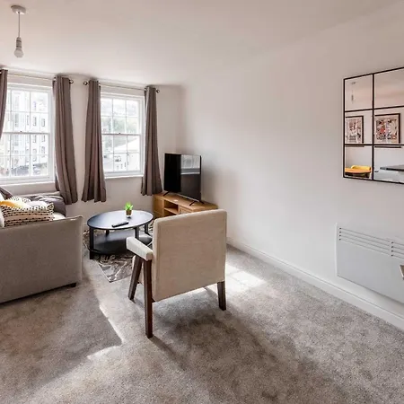 Bright 1 Bed Harbour-side With Sea Views Apartment Whitehaven