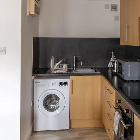 Bright 1 Bed Harbour-side With Sea Views Whitehaven