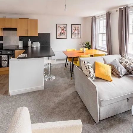 Bright 1 Bed Harbour-side With Sea Views * Whitehaven