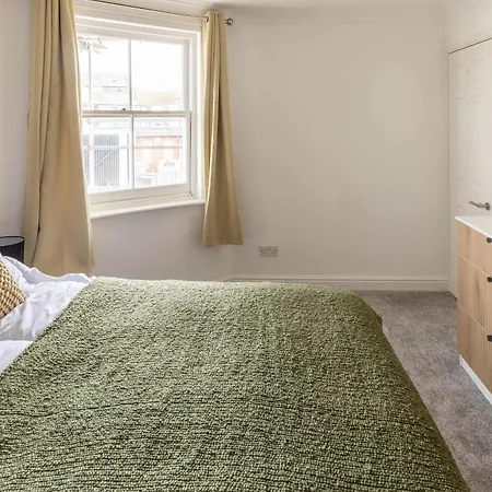 Bright 1 Bed Harbour-side With Sea Views Apartment Whitehaven